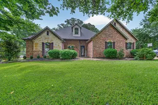 109 Lighthouse Ln, Mabank, TX 75143 - Photo 1