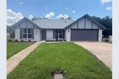 1415 Robert E Lee Drive, Marlin, TX 76661 - Photo 1