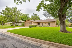 7517 Overhill Rd, Fort Worth, TX 76116 - Photo 3