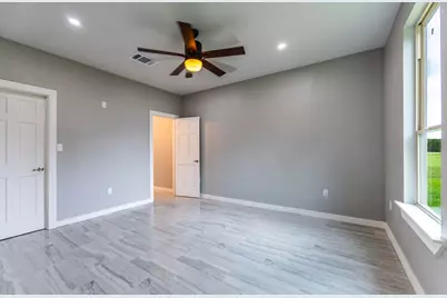 328 E Norway Street, Walnut Springs, TX 76690 - Photo 15
