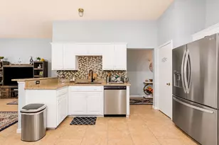 8962 Winding River Dr, Fort Worth, TX 76118 - Photo 9