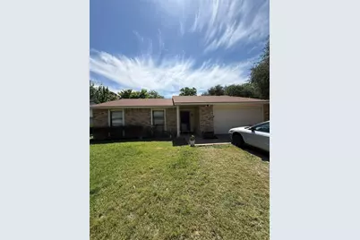 5725 Maiden Lane, Fort Worth, TX 76131 - Photo 1