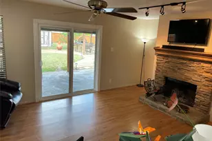 2229 Birch Dr, Little Elm, TX 75068 - Photo 3