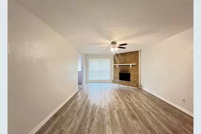2121 Spanish Trail, Irving, TX 75060 - Photo 3