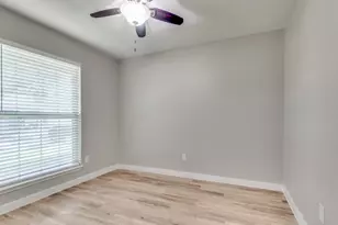 2020 Normandy Dr, Hurst, TX 76054 - Photo 17