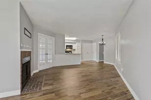 2312 Balsam Dr, Arlington, TX 76006 - Photo 7