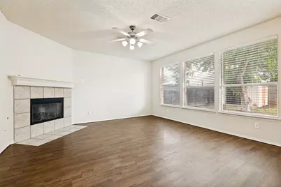 732 Fox Run Trail, Saginaw, TX 76179 - Photo 5
