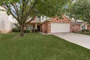 732 Fox Run Trail, Saginaw, TX 76179 - Photo 1