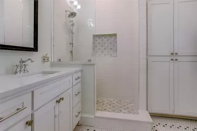 911 Woodlawn Avenue, Dallas, TX 75208 - Photo 29