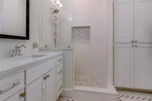 911 Woodlawn Ave, Dallas, TX 75208 - Photo 29