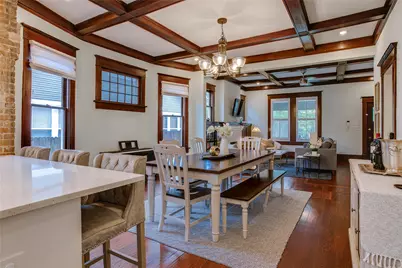 911 Woodlawn Avenue, Dallas, TX 75208 - Photo 11