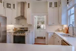 911 Woodlawn Ave, Dallas, TX 75208 - Photo 17