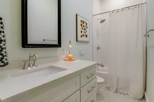 911 Woodlawn Ave, Dallas, TX 75208 - Photo 31