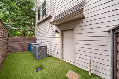 5815 Bryan Parkway #50, Dallas, TX 75206 - Photo 31