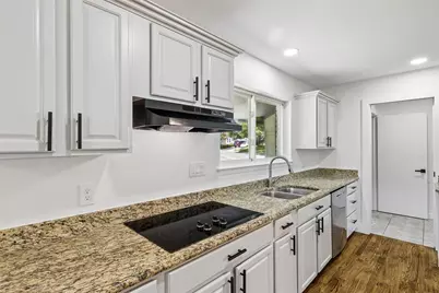 4024 Diamond Loch W, North Richland Hills, TX 76180 - Photo 15