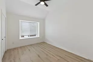 4436 Sierra Dr, Grand Prairie, TX 75052 - Photo 29