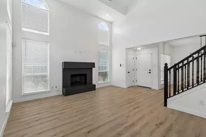 4436 Sierra Drive, Grand Prairie, TX 75052 - Photo 7