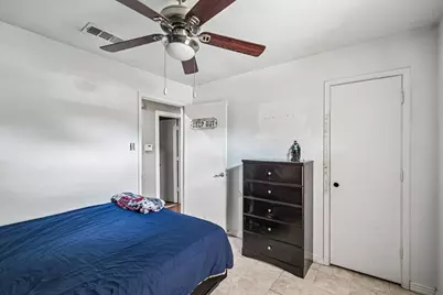 618 SE 3rd Street, Grand Prairie, TX 75051 - Photo 13
