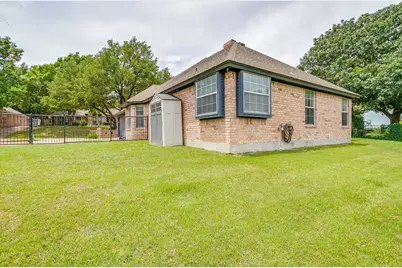 9928 Wandering Way Street, Benbrook, TX 76126 - Photo 31