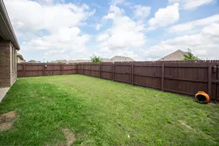 917 Swan Ridge Dr, Sherman, TX 75092 - Photo 23