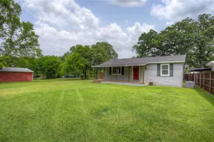 10065 Comanche, Quinlan, TX 75474 - Photo 19