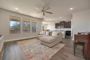 2202 Briarwood Dr, Bridgeport, TX 76426 - Photo 3
