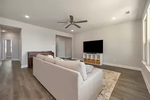 2202 Briarwood Dr, Bridgeport, TX 76426 - Photo 5