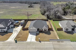 2202 Briarwood Dr, Bridgeport, TX 76426 - Photo 35