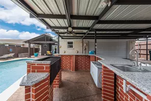 1911 White Rose Ln, Carrollton, TX 75007 - Photo 33