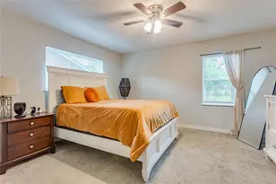 2012 Bradford Dr, Arlington, TX 76010 - Photo 11