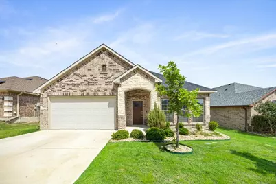 1916 Town Creek Circle, Weatherford, TX 76086 - Photo 1