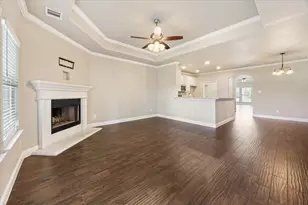1916 Town Creek Cir, Weatherford, TX 76086 - Photo 17