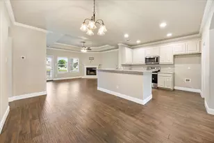 1916 Town Creek Cir, Weatherford, TX 76086 - Photo 11