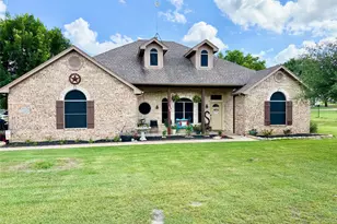 3220 Skinner Rd, Midlothian, TX 76065 - Photo 1