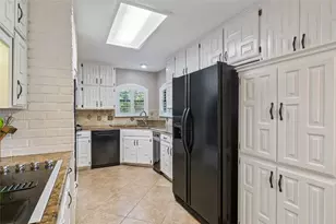 4008 Brookside Dr, Bedford, TX 76021 - Photo 9