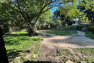 2228 52nd St, Dallas, TX 75216 - Photo 23