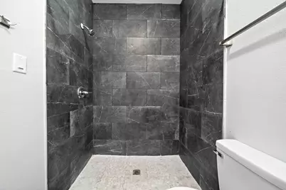 808 Sealy Street #B, Galveston, TX 77550 - Photo 21