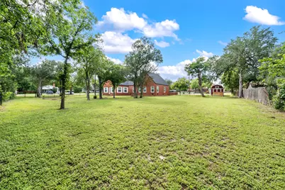 700 Jackson, McGregor, TX 76657 - Photo 23