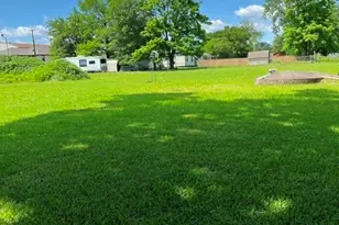 304 Sunset St, Roxton, TX 75477 - Photo 31