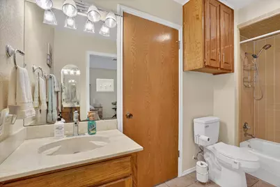 4204 Chaparral Court, Granbury, TX 76049 - Photo 17