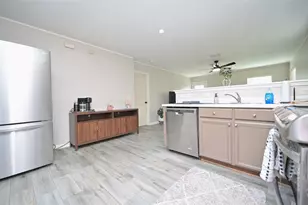 6701 Waterhill Ln, Fort Worth, TX 76179 - Photo 9