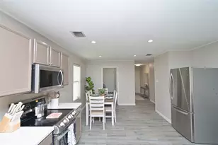 6701 Waterhill Ln, Fort Worth, TX 76179 - Photo 11