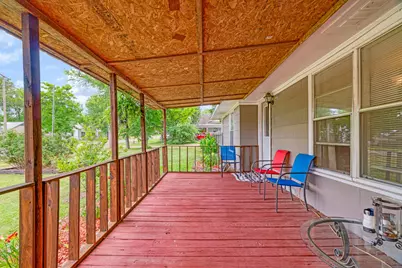 330 Young Street, Blossom, TX 75416 - Photo 21