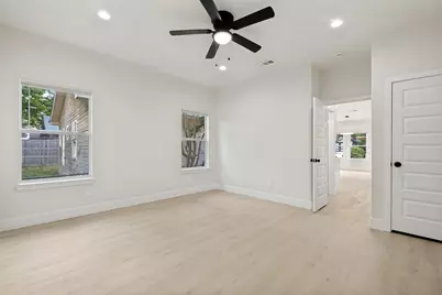 2834 Tanner Street, Dallas, TX 75215 - Photo 13
