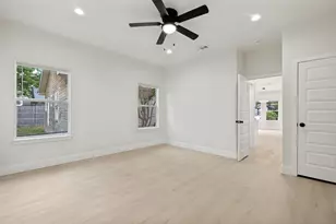 2834 Tanner St, Dallas, TX 75215 - Photo 13