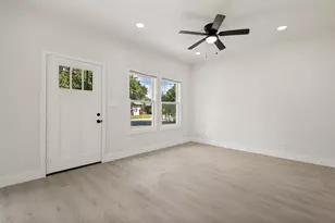 2834 Tanner St, Dallas, TX 75215 - Photo 3