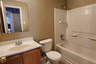 1429 E Robert St, Fort Worth, TX 76104 - Photo 15