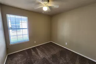 1429 E Robert St, Fort Worth, TX 76104 - Photo 13