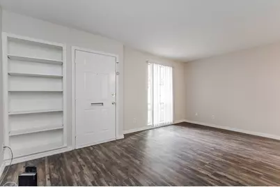 9808 Valley Meadow Place, Dallas, TX 75220 - Photo 7
