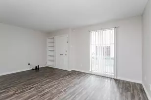 9808 Valley Meadow Pl, Dallas, TX 75220 - Photo 11